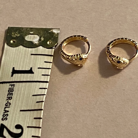 Gold Toned Snake Huggie Hoop Earrings (NWOT) - Picture 5 of 7